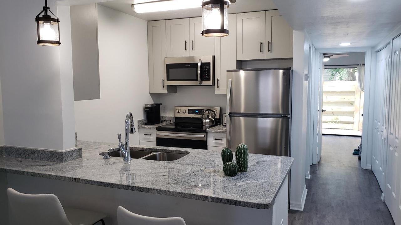 Discover Luxury Condo Steps Away From Celebration Pointe And I-75! Gainesville Esterno foto